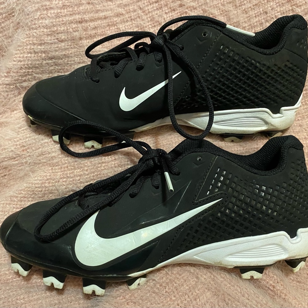 Nike black soccer cleats